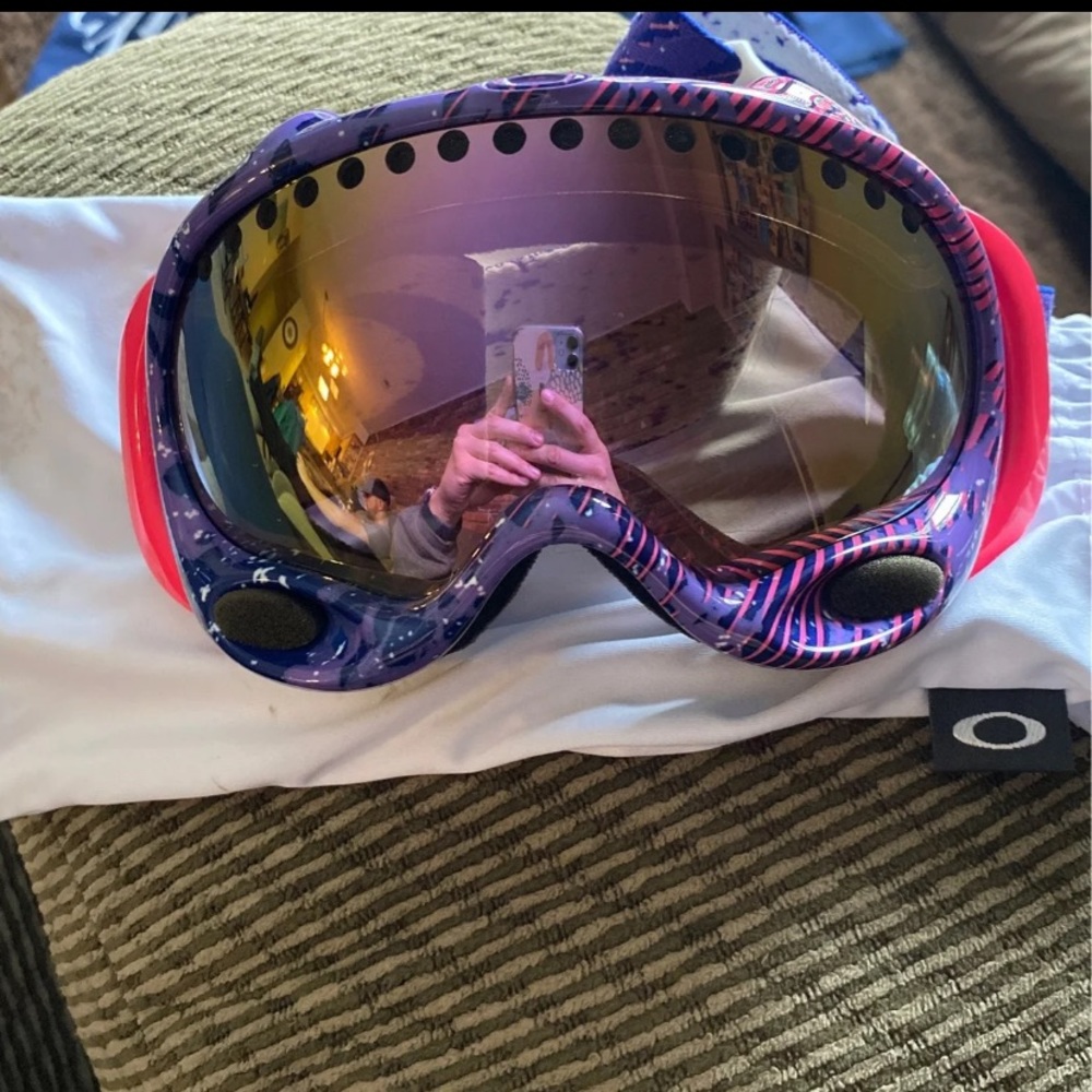Oakley ski goggles